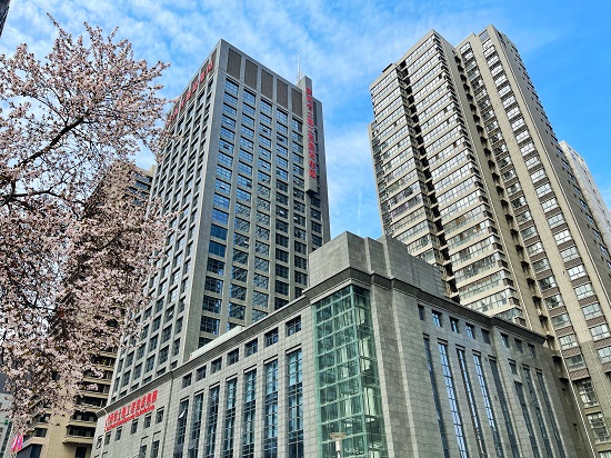 2015年，，，，，，燕徙至高新区光泰路7号自建办公大楼.jpg